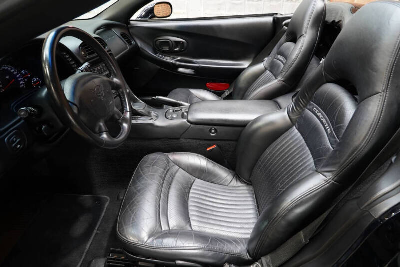 2004 Chevrolet Corvette