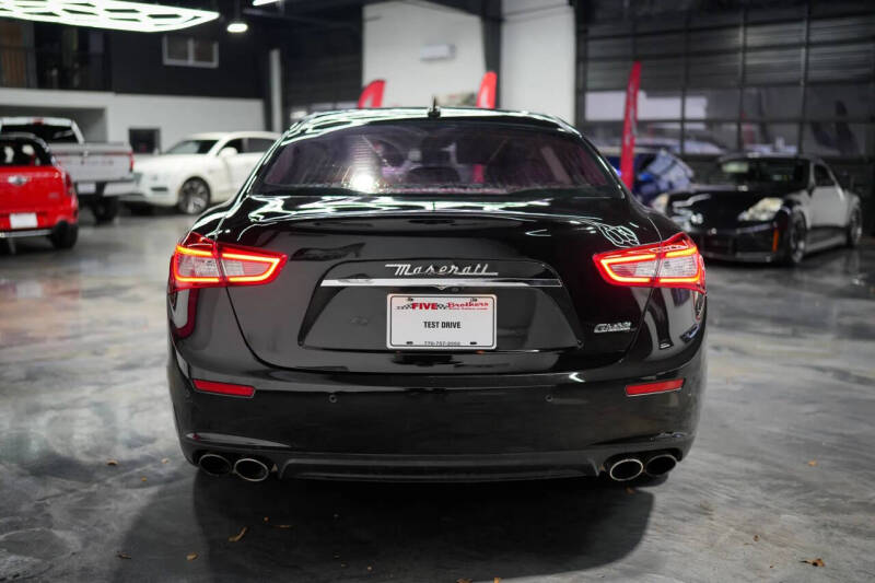 2016 Maserati Ghibli