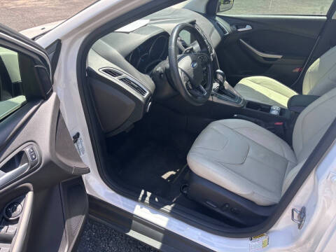 2017 Ford Focus Titanium