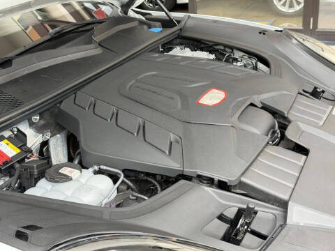 2022 Porsche Cayenne Turbo