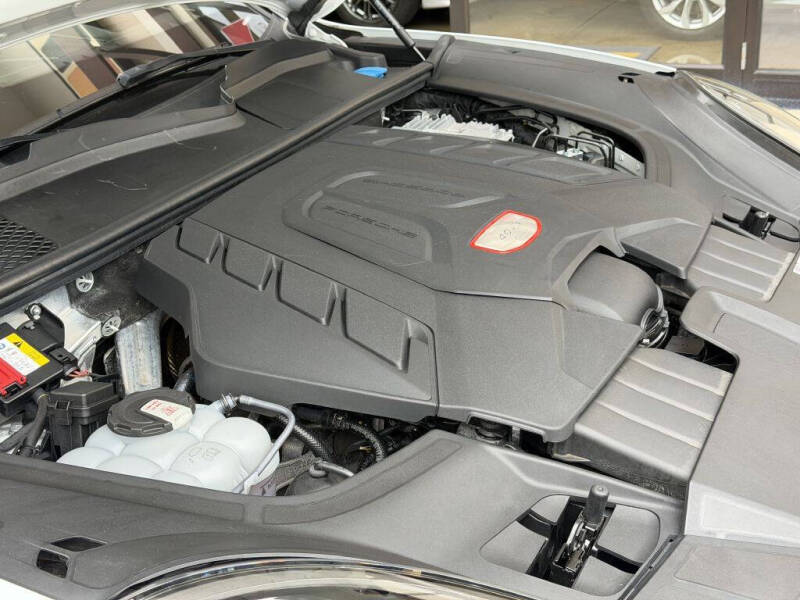 2022 Porsche Cayenne Turbo