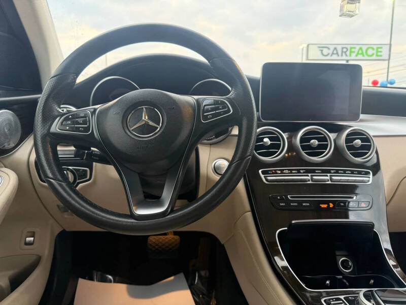 2017 Mercedes-Benz GLC GLC 300 4MATIC