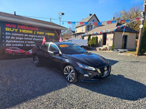 2022 Nissan Altima 2.5 SR