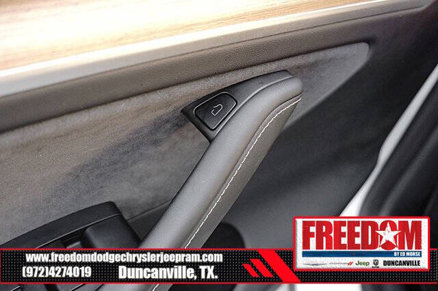 2025 Tesla Model Y Performance