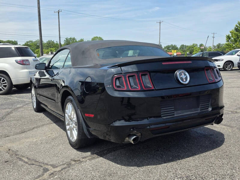 2013 Ford Mustang V6 Premium