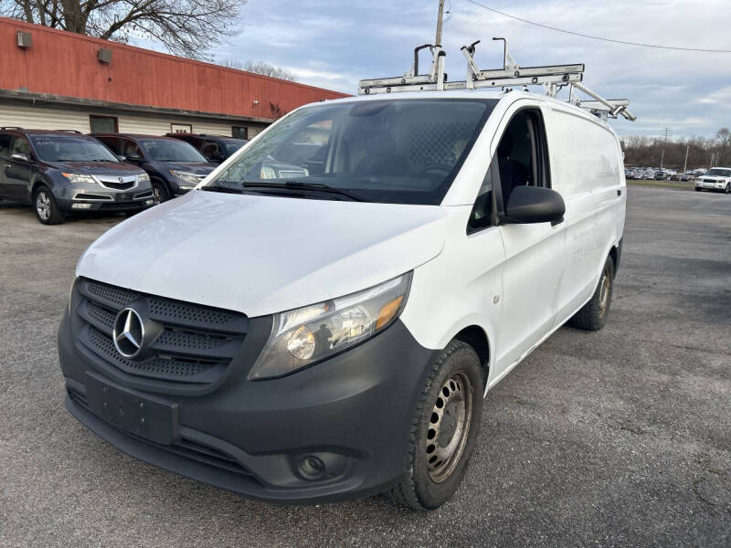 2016 Mercedes-Benz Metris Base's photo