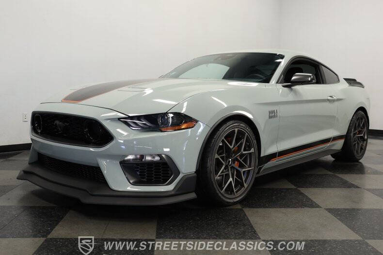 2022 Ford Mustang Mach 1