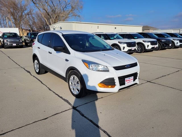 2016 Ford Escape S