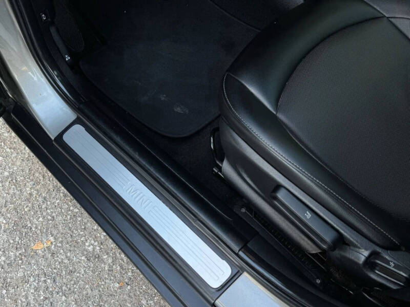 2017 MINI Hardtop 4 Door Cooper