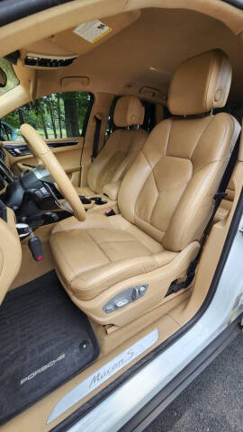 2016 Porsche Macan S