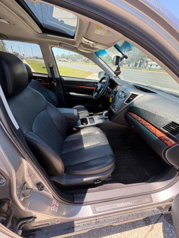 2011 Subaru Outback 2.5i Limited