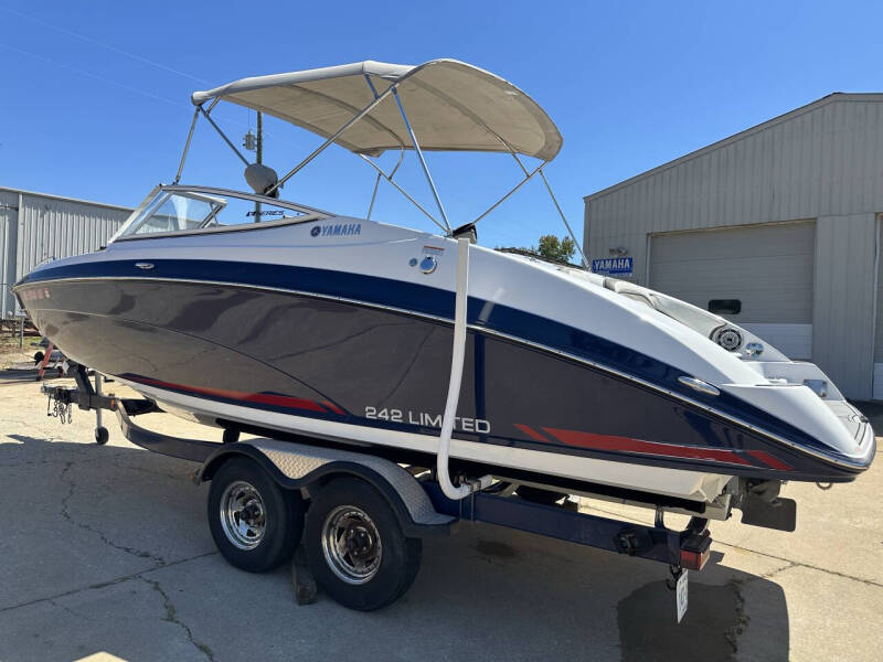 2016 Yamaha 242Limited