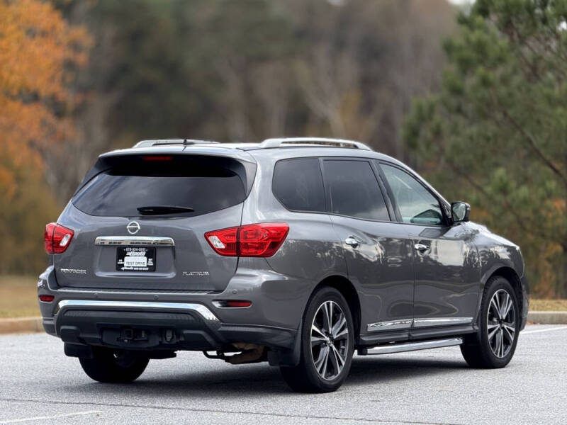 2018 Nissan Pathfinder Platinum