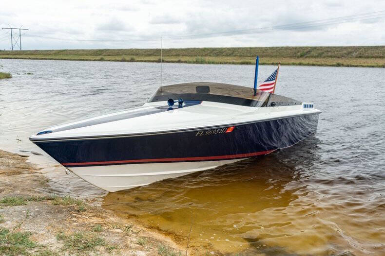 1986 Donzi Marine Minx 20'