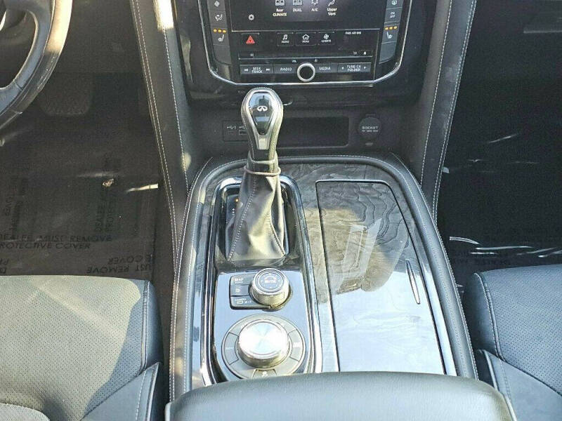 2020 Infiniti QX80 Luxe