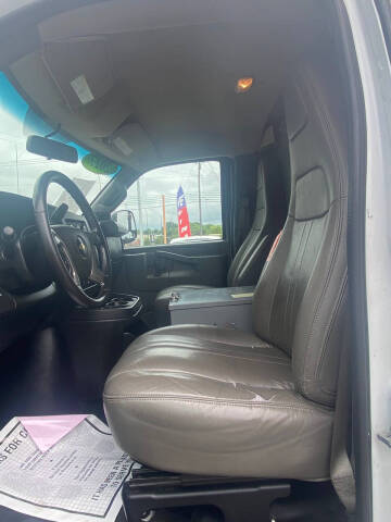 2017 Chevrolet Express 3500