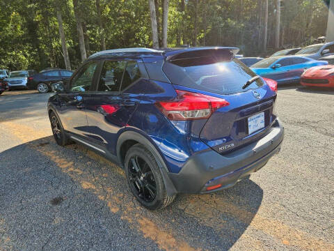 2020 Nissan Kicks SR