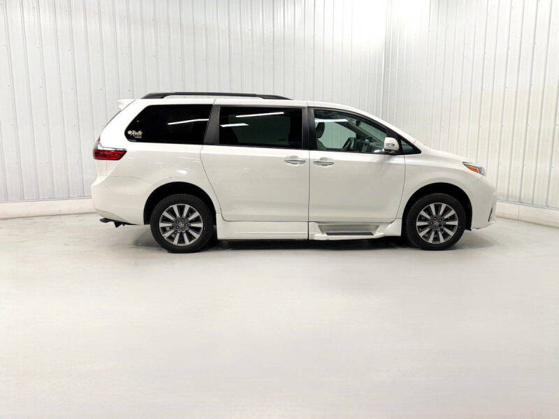 2020 Toyota Sienna