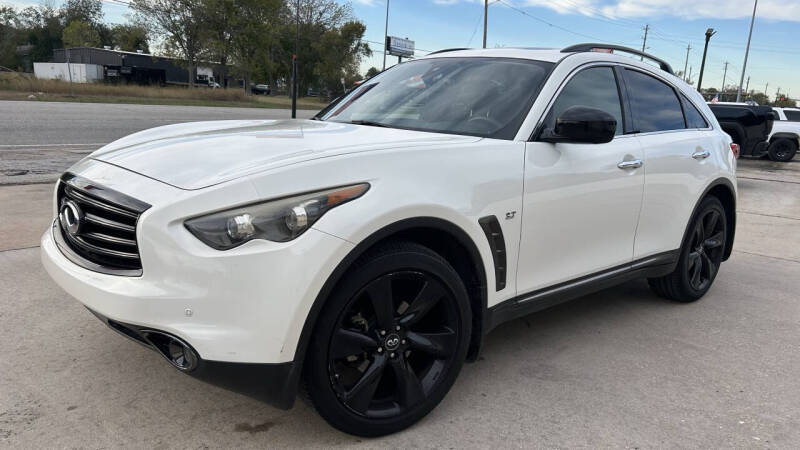 2016 Infiniti QX70