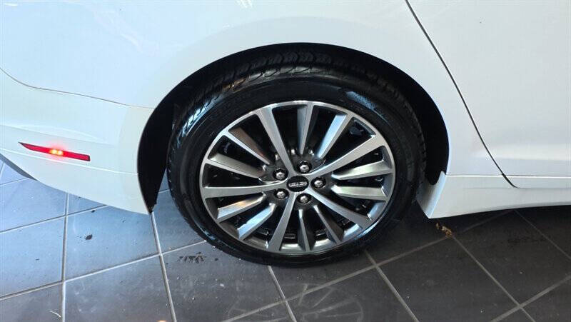 2020 Lincoln MKZ Standard