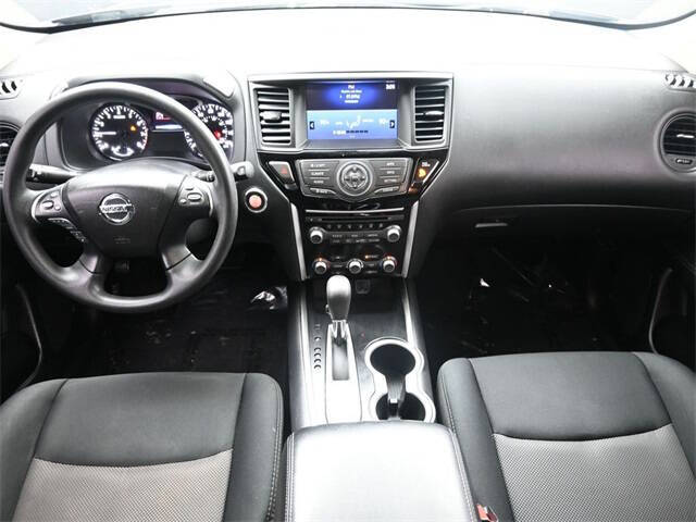 2019 Nissan Pathfinder S