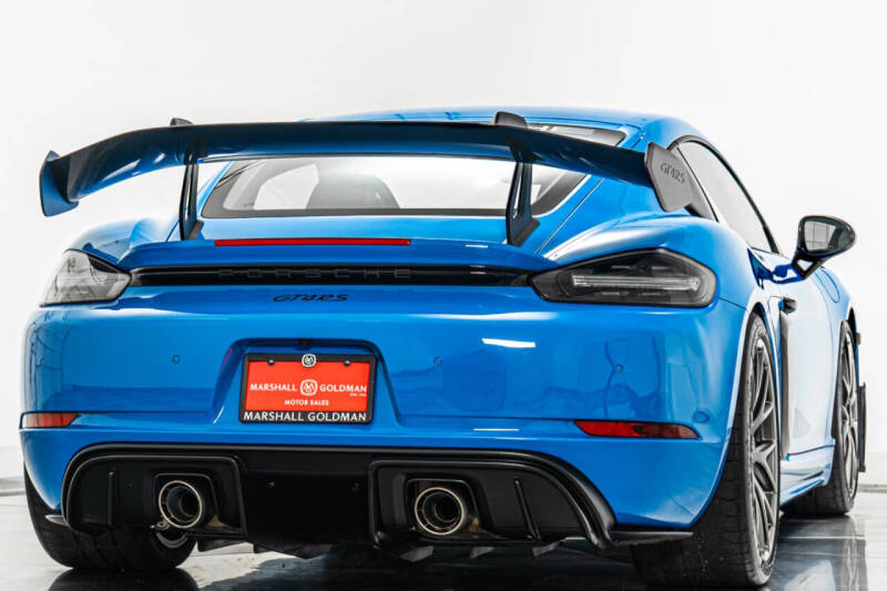 2023 Porsche 718 Cayman GT4 RS