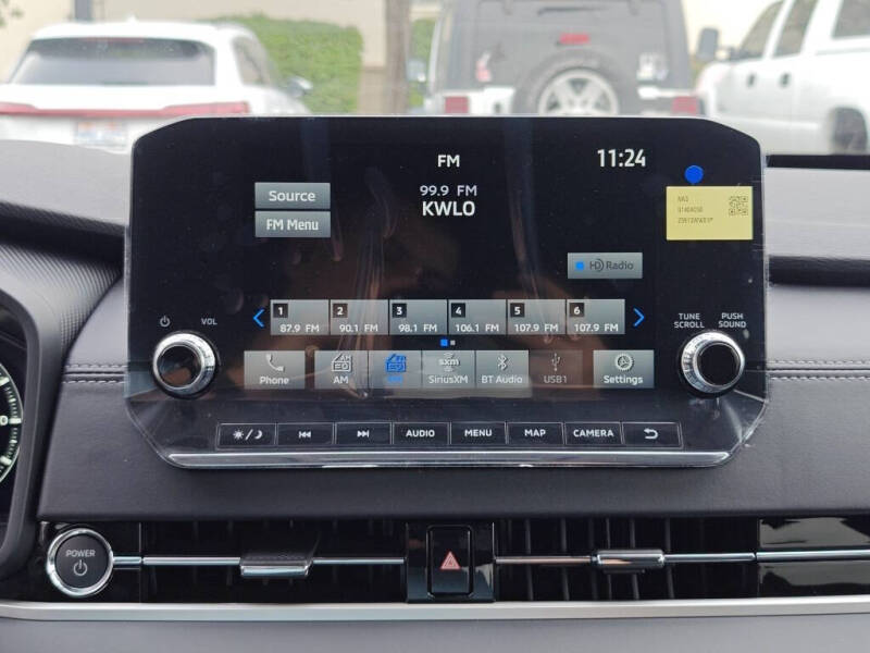 2025 Mitsubishi Outlander PHEV SE