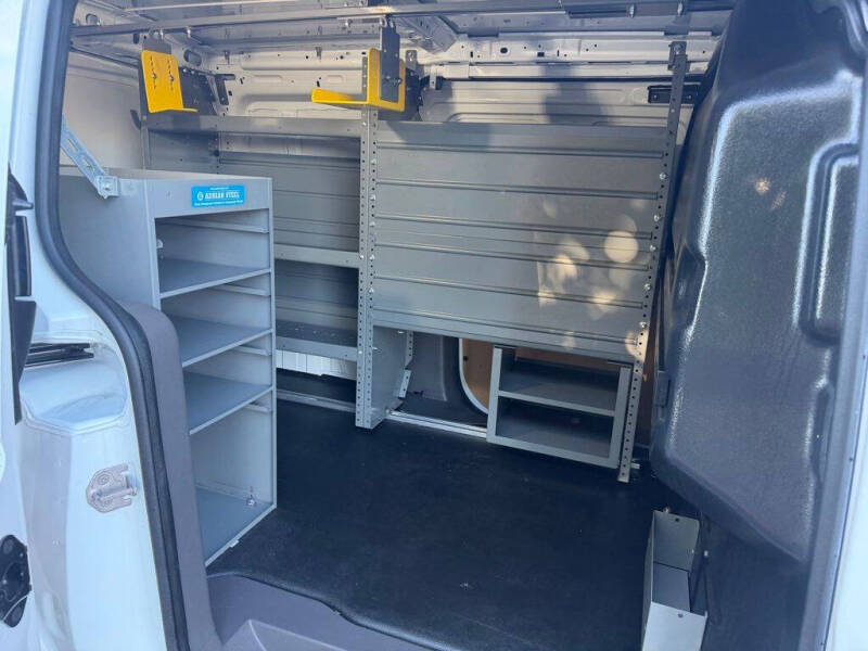 2023 Ford Transit Connect XLT