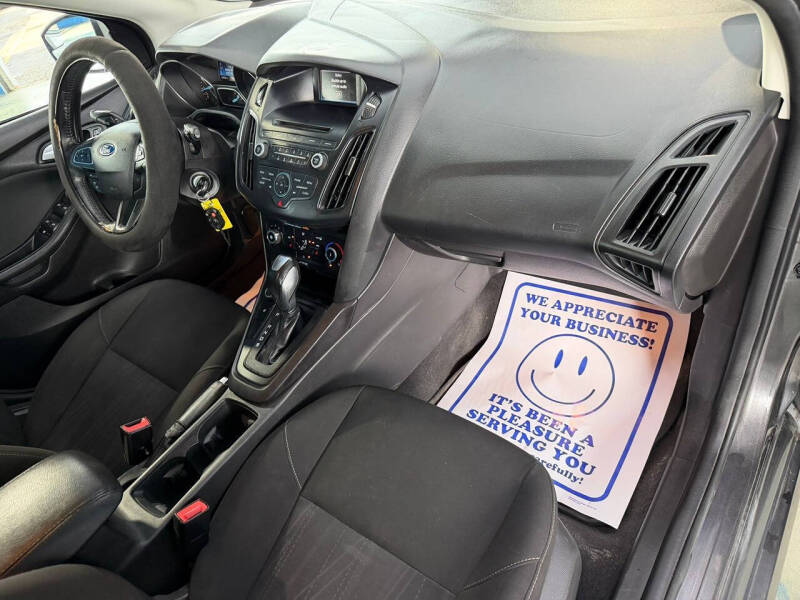 2015 Ford Focus SE