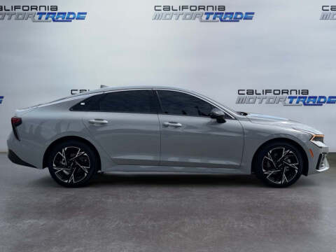 2026 Kia K5