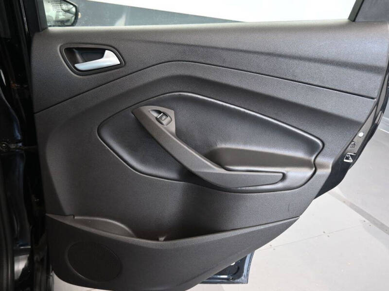 2017 Ford C-MAX Hybrid SE