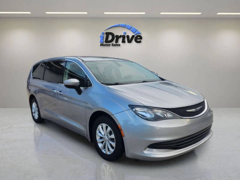 2017 Chrysler Pacifica Touring