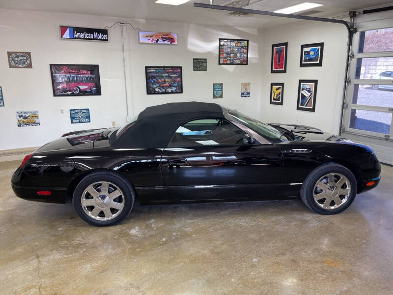 2002 Ford Thunderbird Deluxe