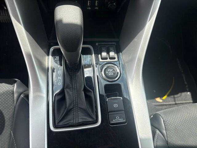 2025 Mitsubishi Eclipse Cross SE