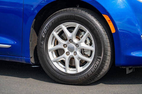 2020 Chrysler Pacifica Touring L