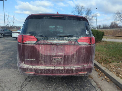 2020 Chrysler Voyager LXi