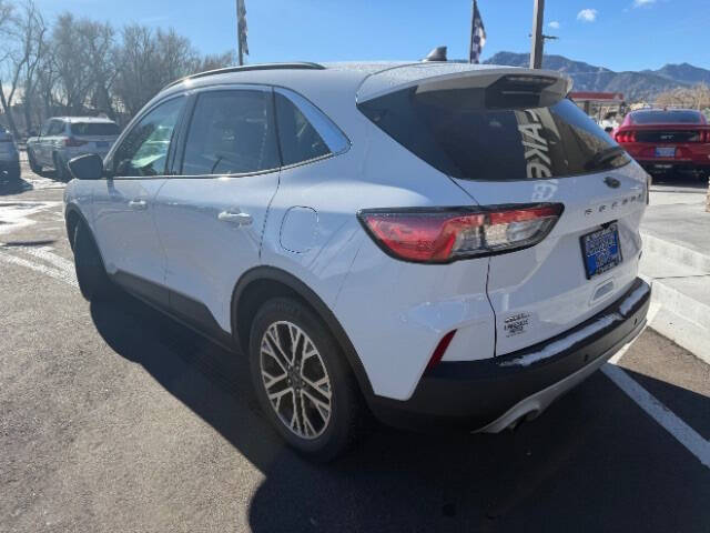 2020 Ford Escape SEL