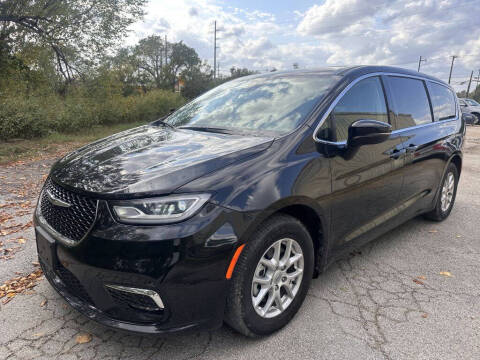 2023 Chrysler Pacifica Touring L