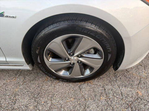 2016 Hyundai Sonata Hybrid