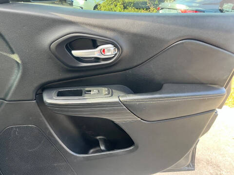 2016 Jeep Cherokee Latitude