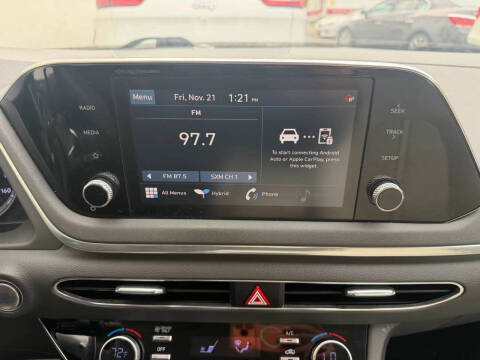 2022 Hyundai Sonata Hybrid Blue