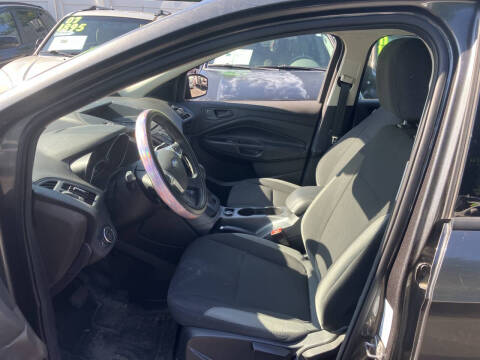 2015 Ford Escape S