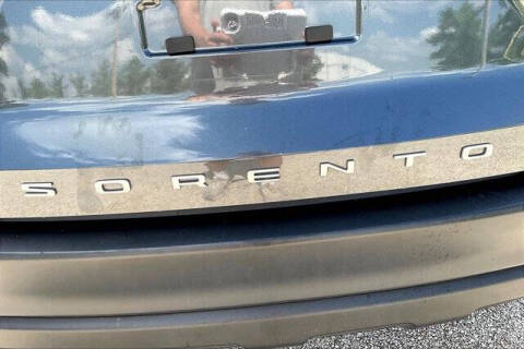 2022 Kia Sorento LX
