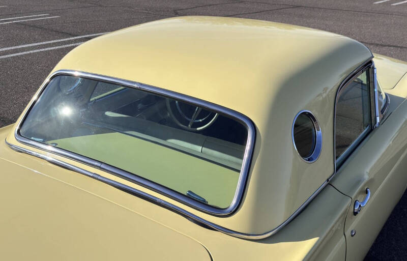 1957 Ford Thunderbird