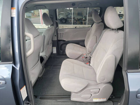 2015 Toyota Sienna