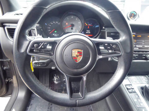 2015 Porsche Macan S