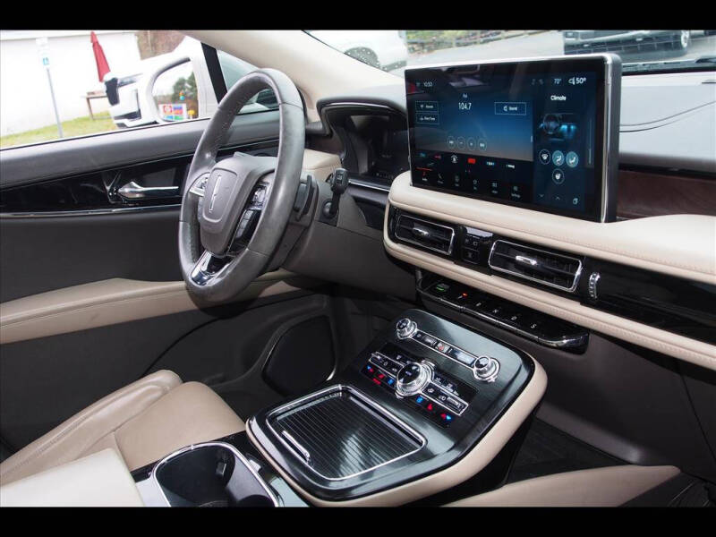 2021 Lincoln Nautilus Reserve