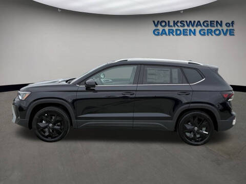 2025 Volkswagen Taos SE