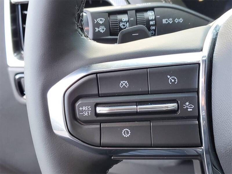 2025 GMC Yukon XL Elevation