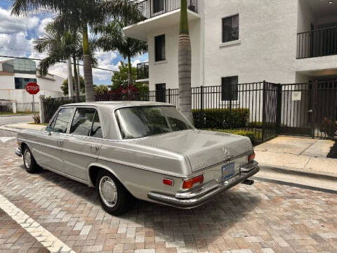 1971 Mercedes-Benz 280-Class